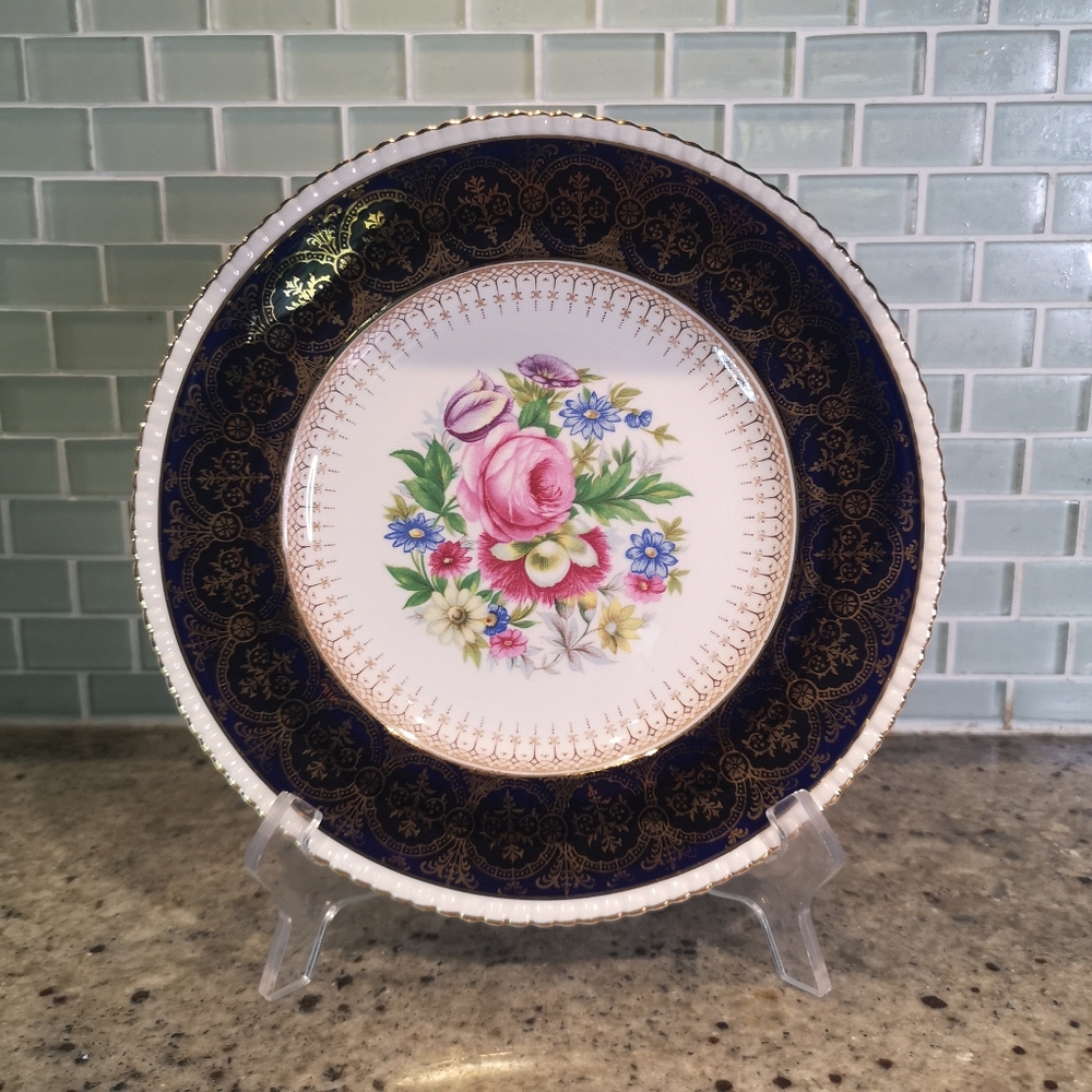 Vintage Simpsons Potters Ambassador Ware Blue/Gold England 9" Dinner Plate